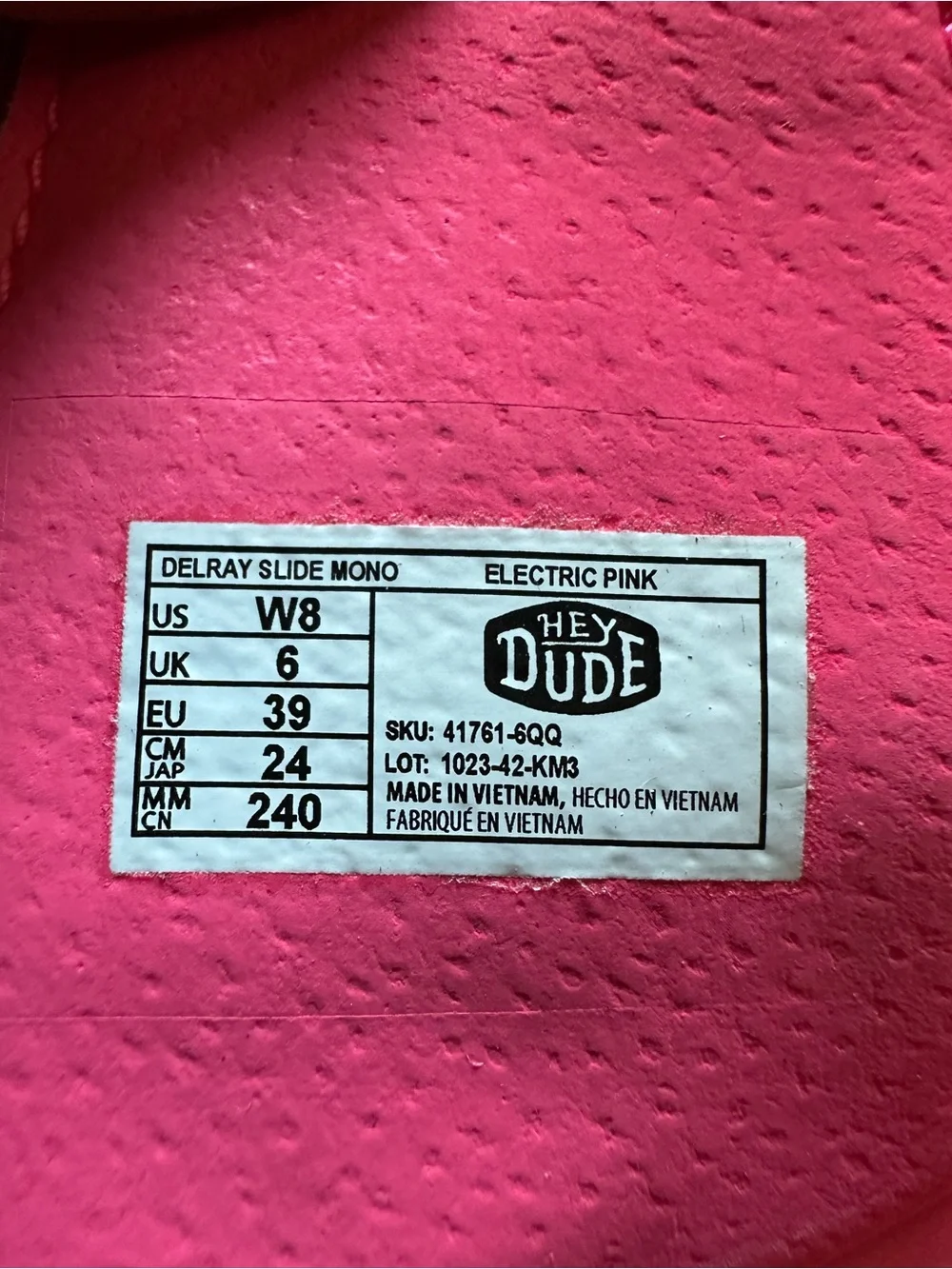 Hey Dude vibrant electric